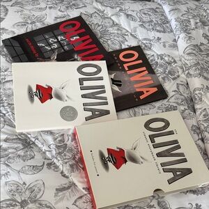 Olivia Book Set for Kids - Red and Black
